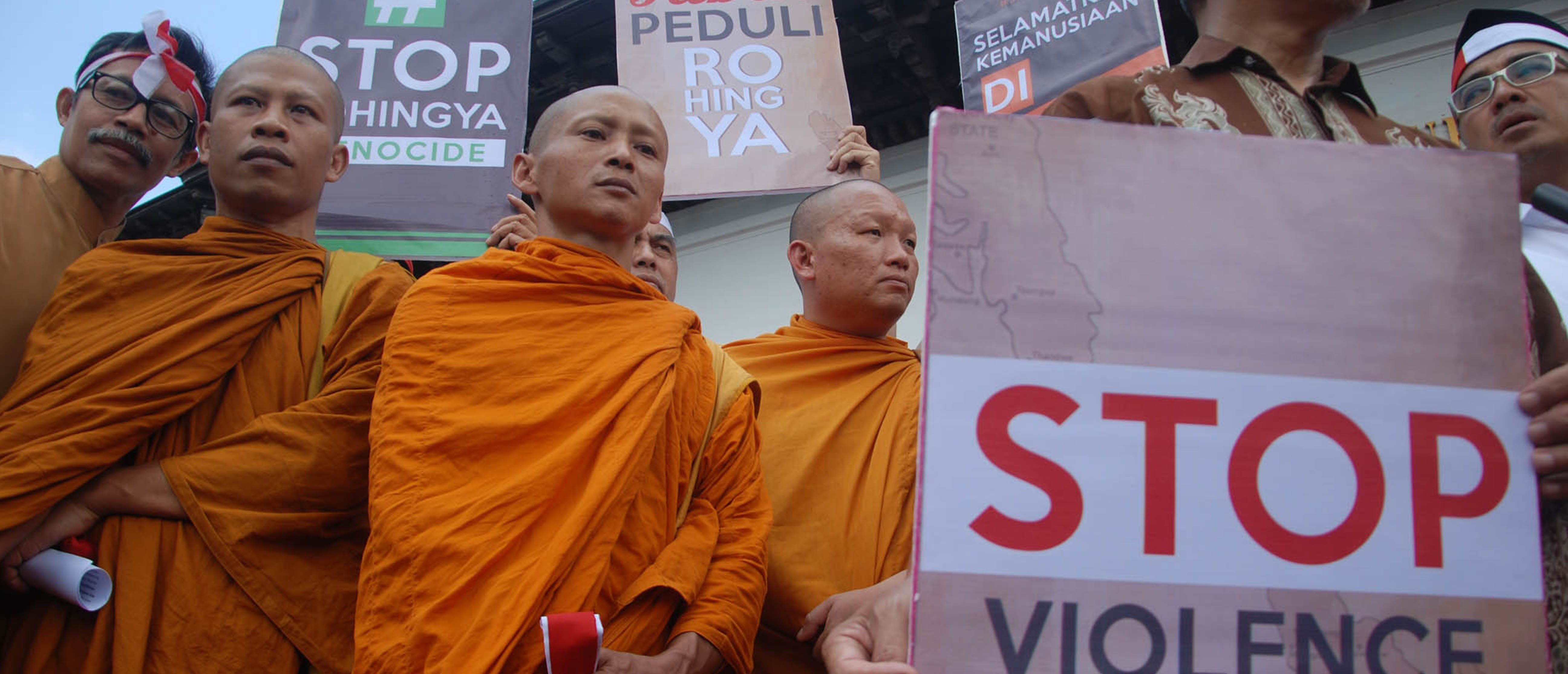 ASEAN Dapat Membantu Rohingya
