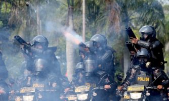 Indonesia: Unlawful use of force during #EmergencyWarning protests a ‘blatant disregard’ of the right to protest