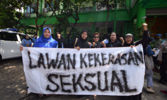 Kekerasan Seksual Mei 1998 Bukan Rumor Belaka, Lawan Upaya Culas Negara dalam Memutihkan Dosa Orde Baru!