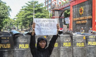 Negara harus evaluasi menyeluruh kebijakan yang merugikan rakyat, jangan labeli aksi demonstrasi dengan tuduhan makar dan terorisme