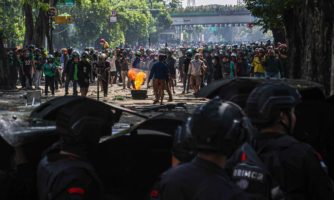 Indonesia: Authorities must investigate eight deaths following violent crackdown on protests