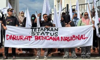 Bendera putih berkibar, bantuan nasional dan global harus dibuka