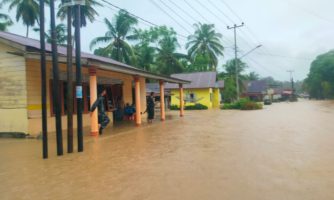 Indonesia: Authorities must prioritize human rights in disaster response to deadly floods