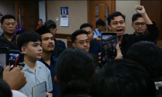 Penolakan hakim atas eksepsi Delpedro dkk abaikan perlindungan kebebasan berekspresi