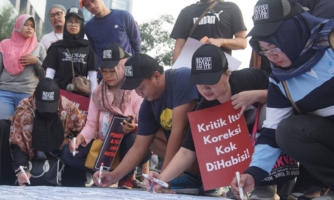 Polisi harus bebaskan admin akun parodi TheKerupuk tanpa syarat