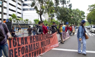 Koalisi: Hentikan Pelibatan Babinsa dalam Pengawasan Pajak, Kepatuhan Pajak Tidak Boleh Dibangun melalui Militerisasi Ruang Sipil